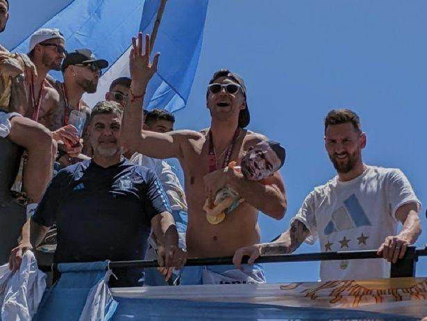 雷竞技电竞-大马丁：非常尊重姆巴佩，梅西退役后他会拿金球奖